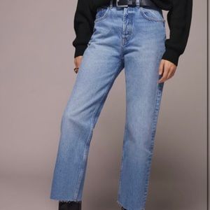 NWT ZARA STRAIGHT JEANS